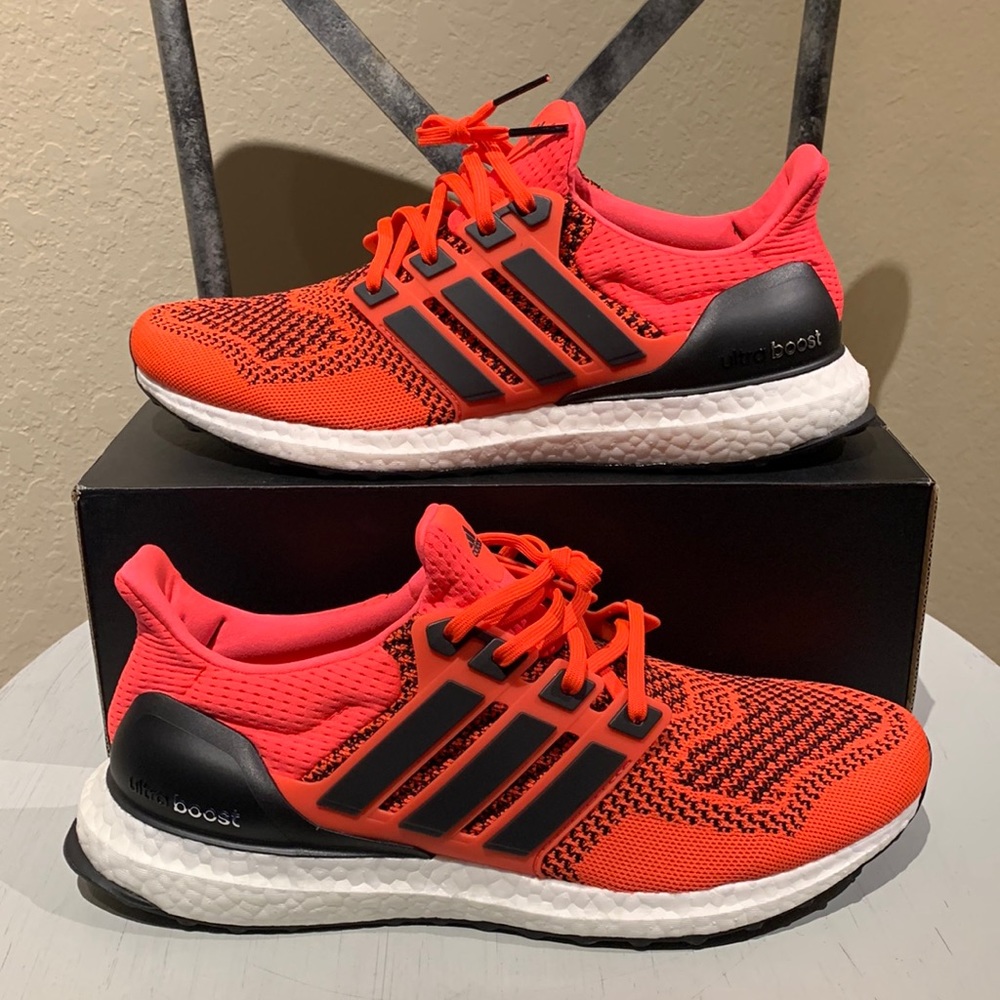 Men’s Adidas Ultraboost 1.0 Retro Solar Red size 10 with box